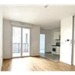 Rent 1 bedroom apartment of 39 m² in Nîmes