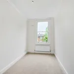 Rent 2 bedroom flat in London