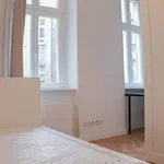 Rent 6 bedroom apartment in Berlin