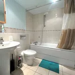 Rent 2 bedroom flat in Guildford