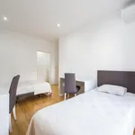 Rent 3 bedroom apartment in Lisbon