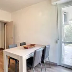 Rent a room of 90 m² in milan