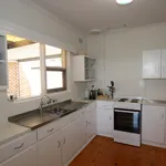 Rent 3 bedroom house in  Port Noarlunga South SA 5167                        