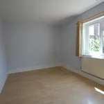 Rent 2 bedroom flat in Uxbridge