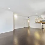 Rent 3 bedroom apartment of 164 m² in sherman oaks