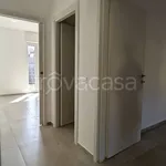 Rent 3 bedroom apartment of 87 m² in Milano