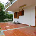 Rent 4 bedroom house of 82 m² in Furnari