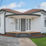 Rent 3 bedroom house in New Lambton