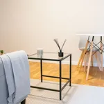 Rent 4 bedroom apartment of 14 m² in Barcelona