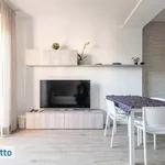 Affitto 2 camera casa di 62 m² in Milan