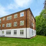 Rent 2 bedroom apartment in Guildford