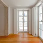 Rent 1 bedroom apartment of 69 m² in Lisboa