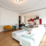 Rent 5 bedroom apartment of 184 m² in Paris 8 - Avenue de Wagram