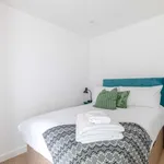 Rent 2 bedroom apartment of 65 m² in london