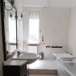 Rent 4 bedroom apartment of 70 m² in Ancona