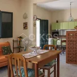 Rent 4 bedroom house of 80 m² in Noto