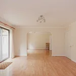 Rent 5 bedroom flat in South East England