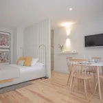 Rent 1 bedroom apartment of 47 m² in Porto