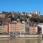 Rent 5 bedroom apartment of 214 m² in Lyon