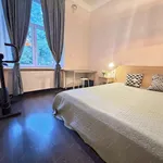 Rent 1 bedroom apartment of 43 m² in Budapest