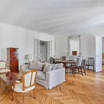 Rent 3 bedroom apartment of 131 m² in Paris