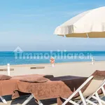 Rent 7 bedroom apartment of 120 m² in Forte dei Marmi