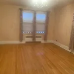 Rent 3 bedroom apartment of 120 m² in Yonkers