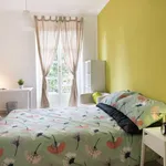 Rent a room in turin