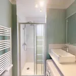 Rent 5 bedroom apartment in Paris