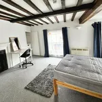 Rent 3 bedroom house in South East England