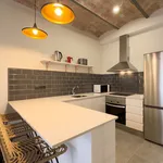 Rent 4 bedroom apartment of 70 m² in Barcelona