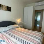 Rent 3 bedroom apartment of 90 m² in Milan