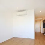 Rent 1 bedroom apartment in Northcote