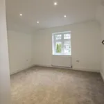 Rent 3 bedroom flat in South West England