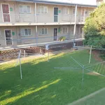 Rent 3 bedroom apartment in Krugersdorp