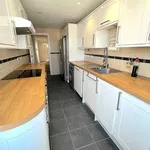 Rent 2 bedroom flat in South East England