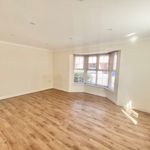 Rent 3 bedroom flat in East Of England