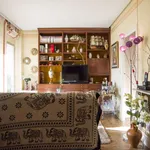 Rent a room of 76 m² in Madrid