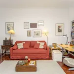 Rent a room of 80 m² in lisbon