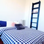 Rent a room of 160 m² in Madrid