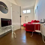 Affitto 3 camera appartamento di 61 m² in Florence