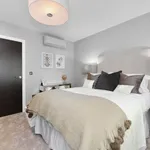 Rent 3 bedroom flat in London