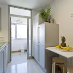 Rent 2 bedroom apartment in porto