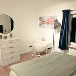 Rent a room of 100 m² in Frankfurt am Main