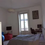 Rent 2 bedroom apartment of 100 m² in milano