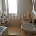 Rent 4 bedroom apartment of 130 m² in Nocera Inferiore