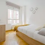 Rent a room of 80 m² in madrid