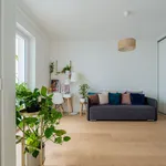 Miete 2 Schlafzimmer wohnung von 82 m² in Berlin