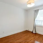 Maison de 3100 m² avec 3 chambre(s) en location à Toronto (Danforth Village-East York)