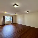 Rent 3 bedroom apartment in Yamba